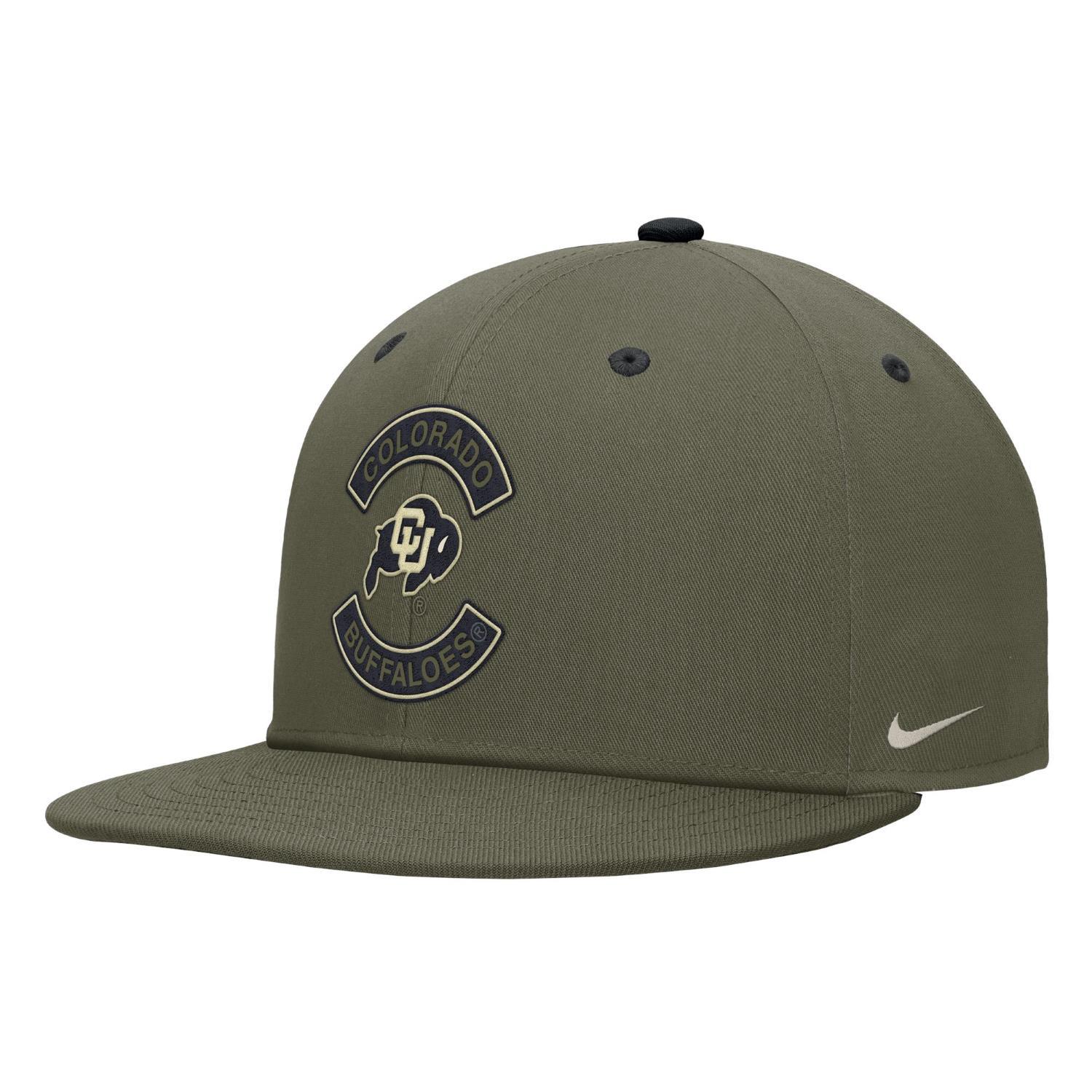 An olive green Nike flat bill with C.U buffalo logo in the center and arched "Colorado" above and arched "Buffaloes" below., both in confined black borders.